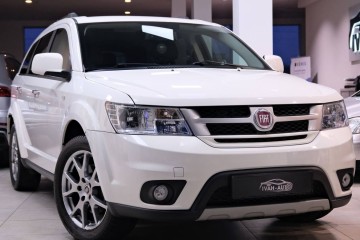 7-osobowy, napęd 4x4